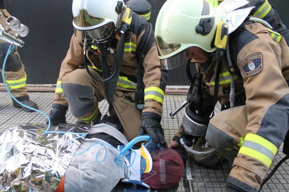 Simulacro en central de EDP en La Corredoria