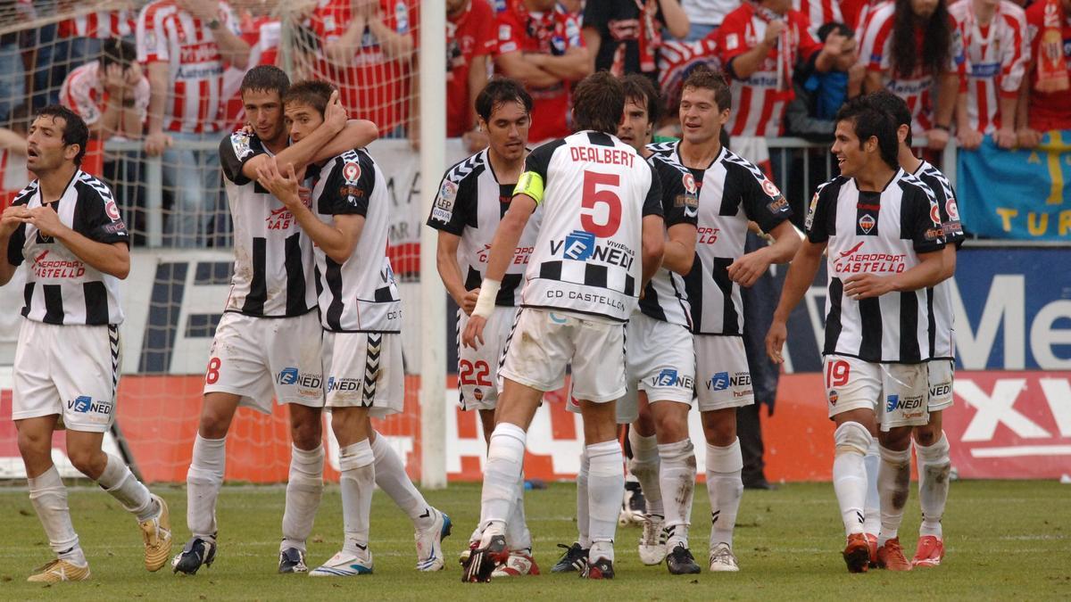 Celebración albinegra del 1-0 de 2008.