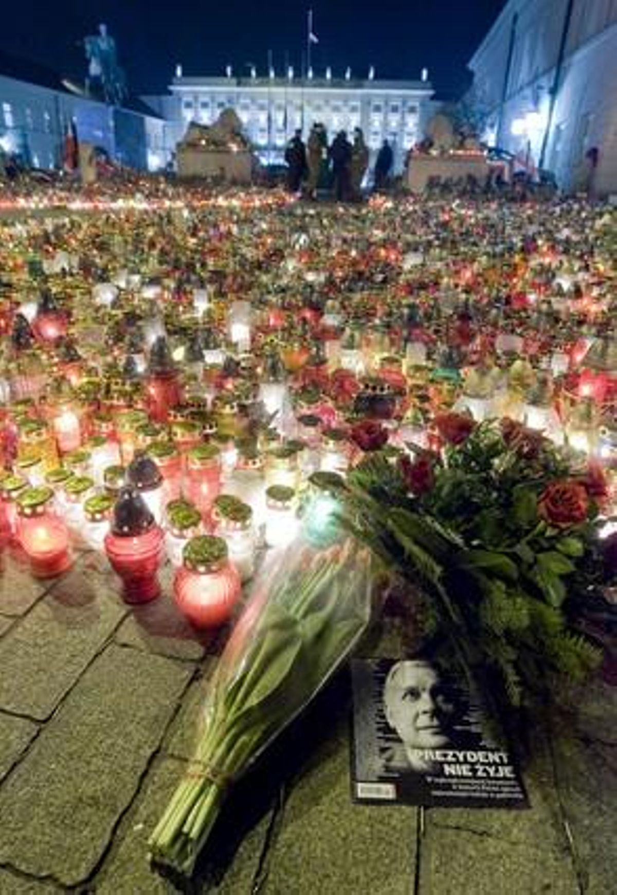 POLÒNIA LLORA LA PÈRDUA DEL SEU PRESIDENT