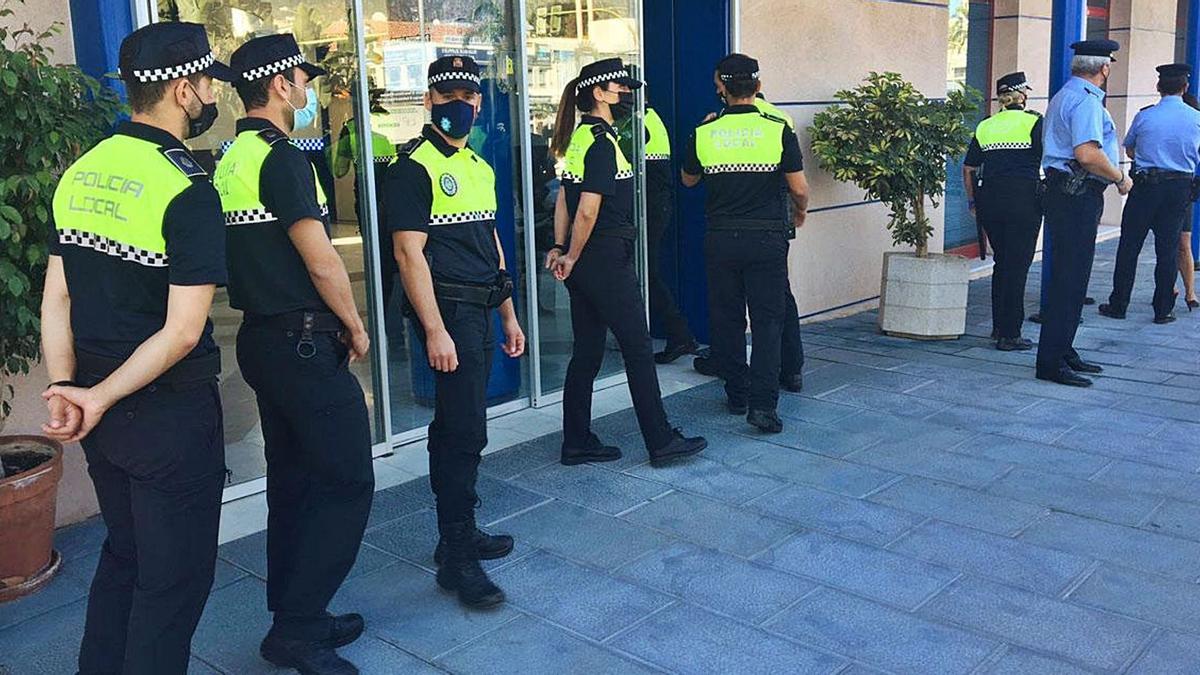 Agentes de la Policía Local de Marbella