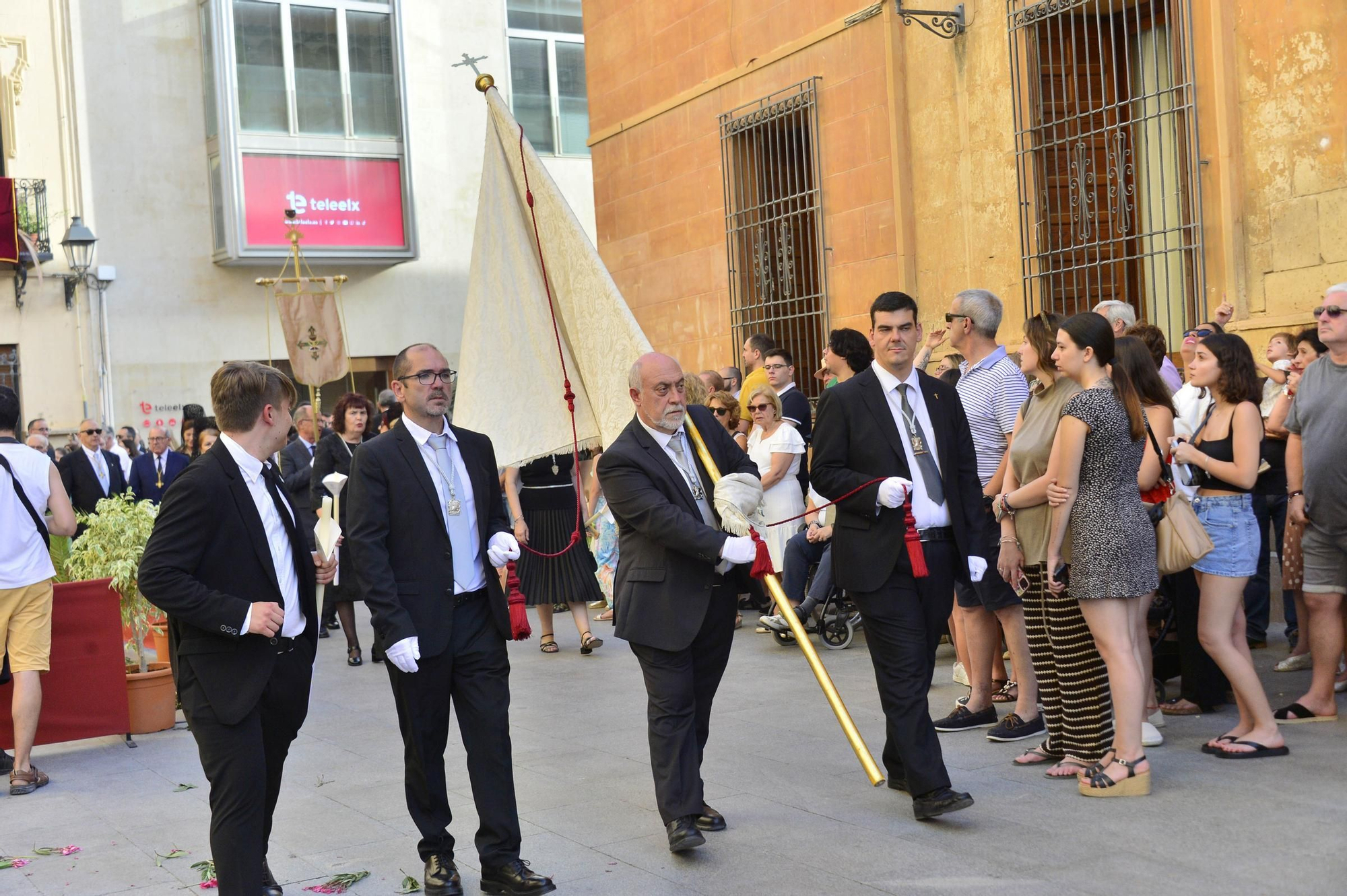 Procesion del Corpus Christi y Altares en Elche
