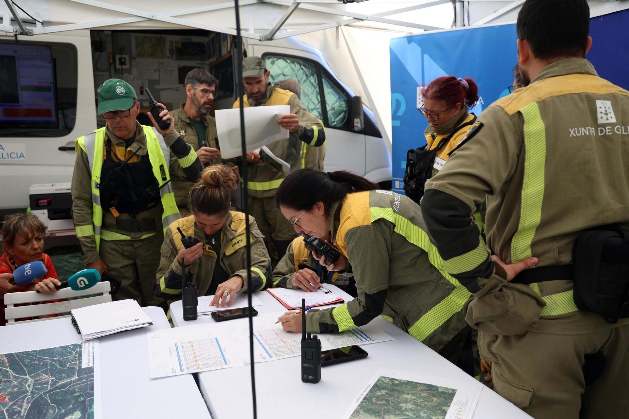 Galicia se prepara con todos sus medios para combatir un gran incendio