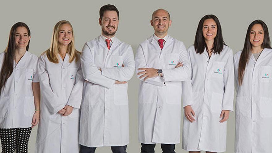 Equipo de la Unidad Dental de Quirónsalud Alicante.