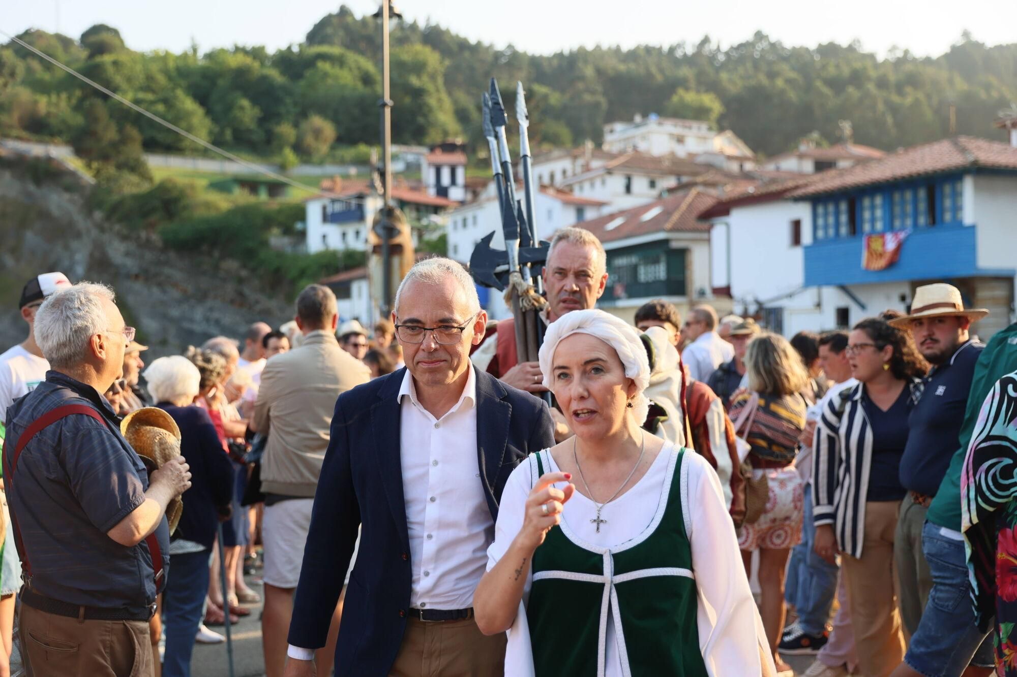 Carlos V siempre desembarca en Tazones