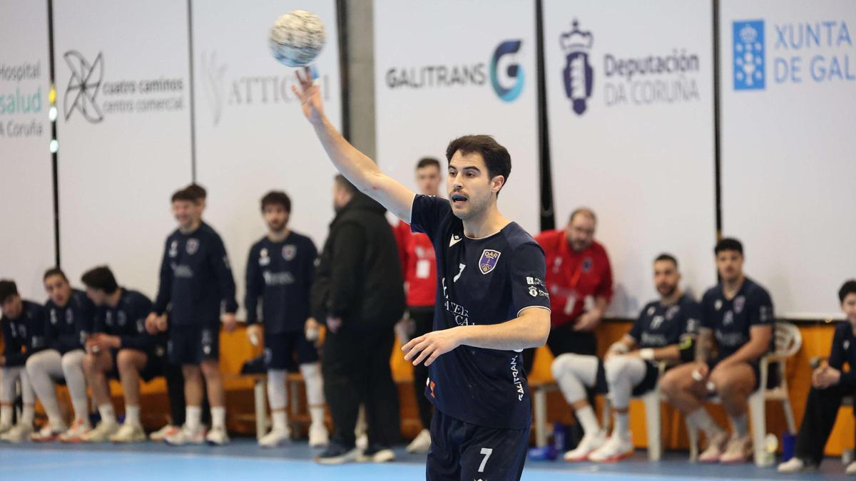 Álex Chan dirige un ataque del OAR la temporada pasada en San Francisco Javier.