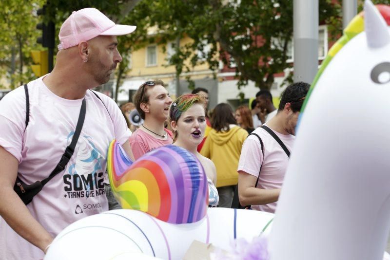 "Orgulloxos y libres". Manifestación del Orgullo en Zaragoza