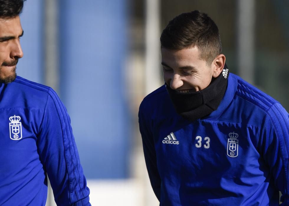 Entrenamiento del Real Oviedo tras ganar en Soria