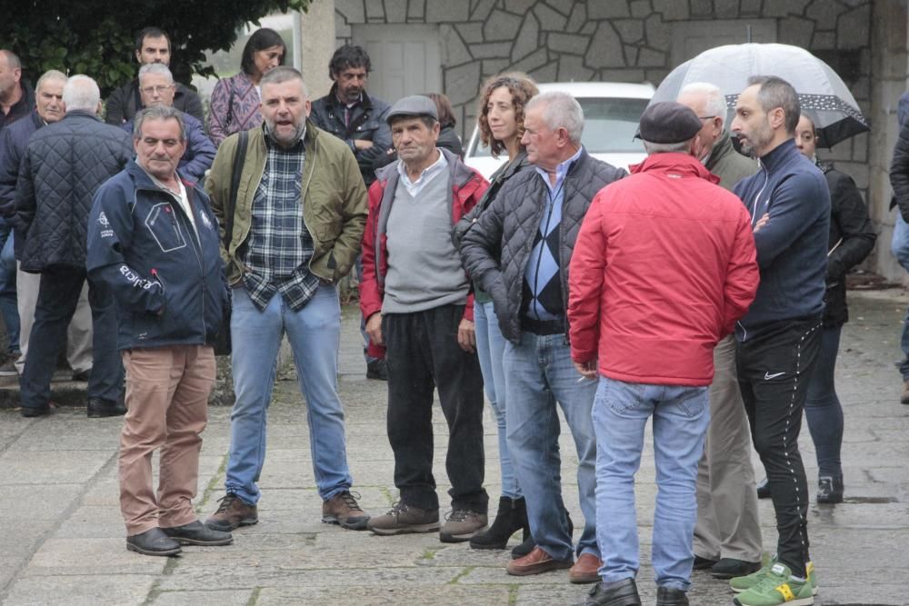 Multitudinaria despedida al isleño Manuel Otero Blanco "O Jarulo"