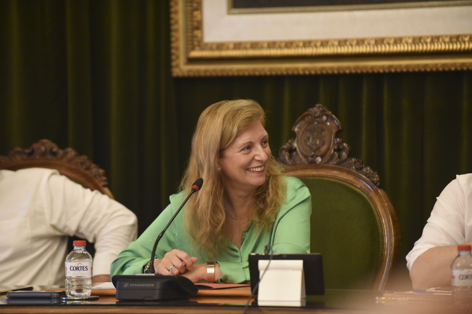 Las emotivas imágenes del último pleno de la legislatura en el Ayuntamiento de Castelló