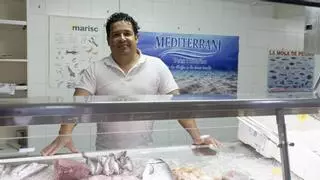 La histórica pescadería del Mercat de Ontinyent renace tras dos años cerrada: "Hay mucho potencial"