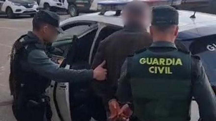 Traslado del detenido en Torrevieja.