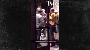 Justin Bieber es baralla amb un fan que li demanava un autògraf a Cleveland.