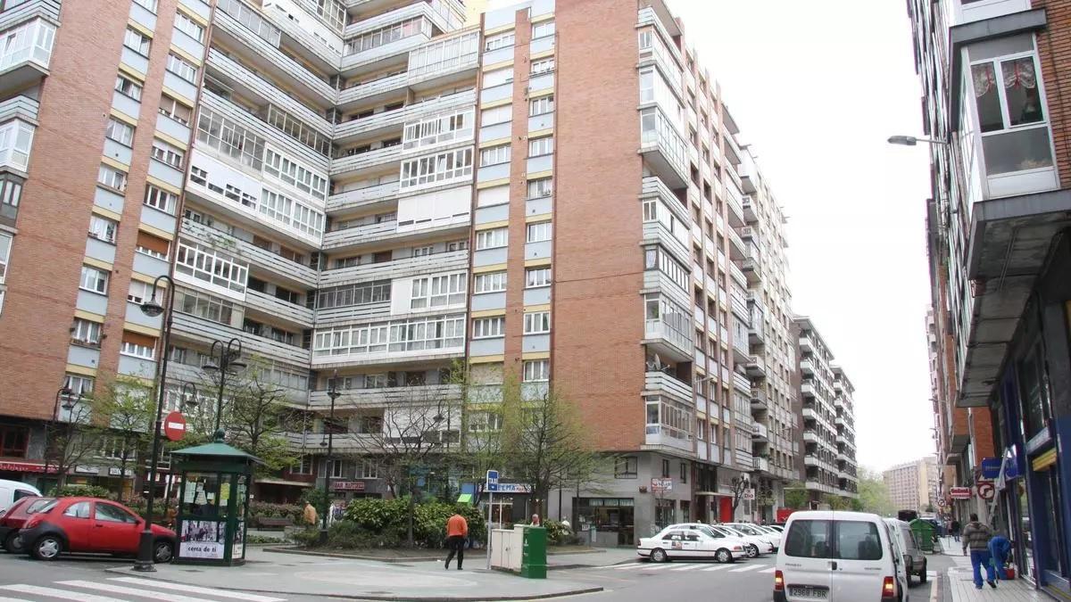 Cruce de Aquilino Hurlé y Emilio Tuya, en el barrio de La Arena