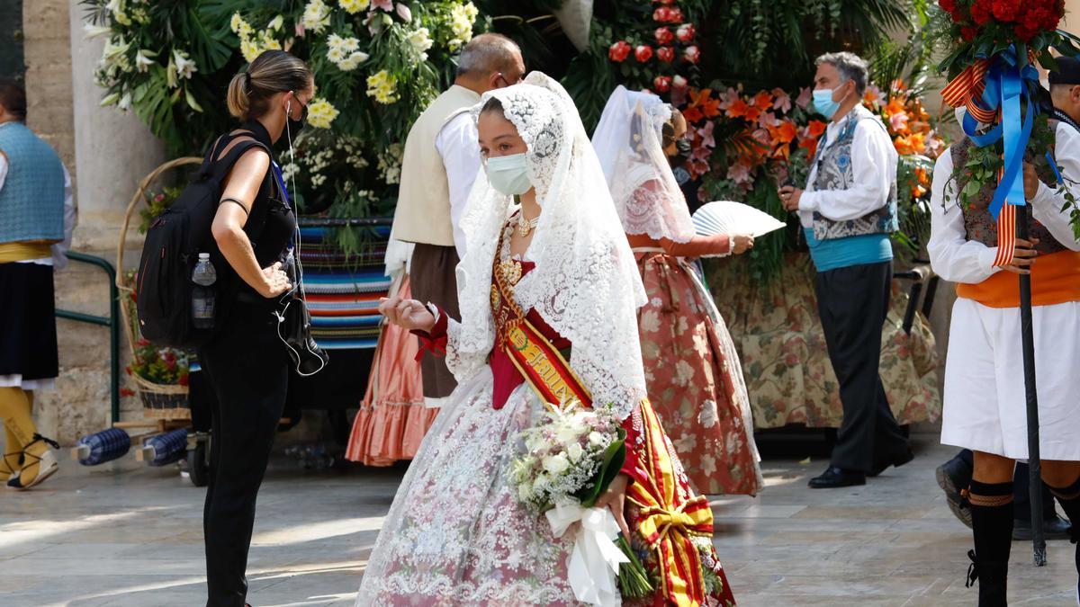 Búscate en el segundo día de Ofrenda por las calles del Mar y Avellanas (entre las 11.00 y 12.00 horas)