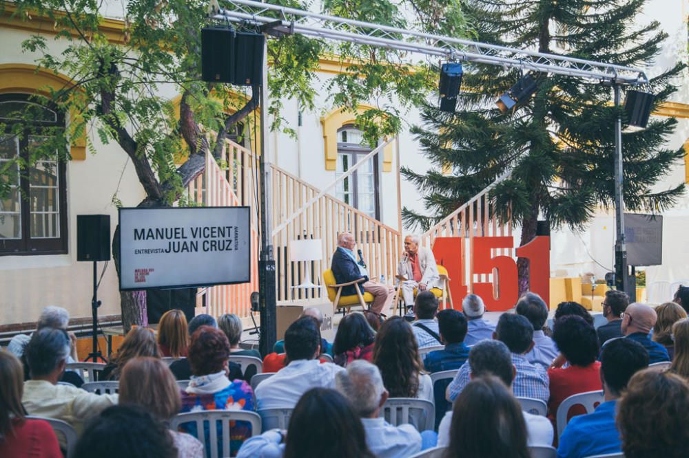 La cita literaria anual de La Térmica acogió a miles de visitantes en torno a las conferencias, conciertos y stands de libreros y librerías de Málaga.