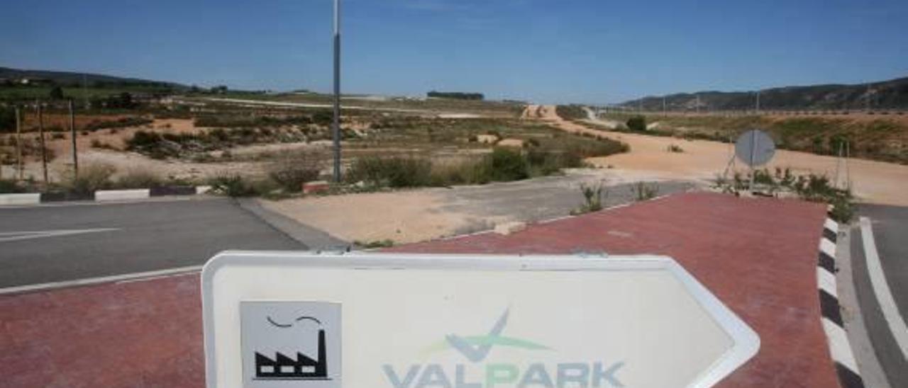 La nula demanda del suelo  de Coperfil en Valpark aleja al consistorio de cobrar la deuda