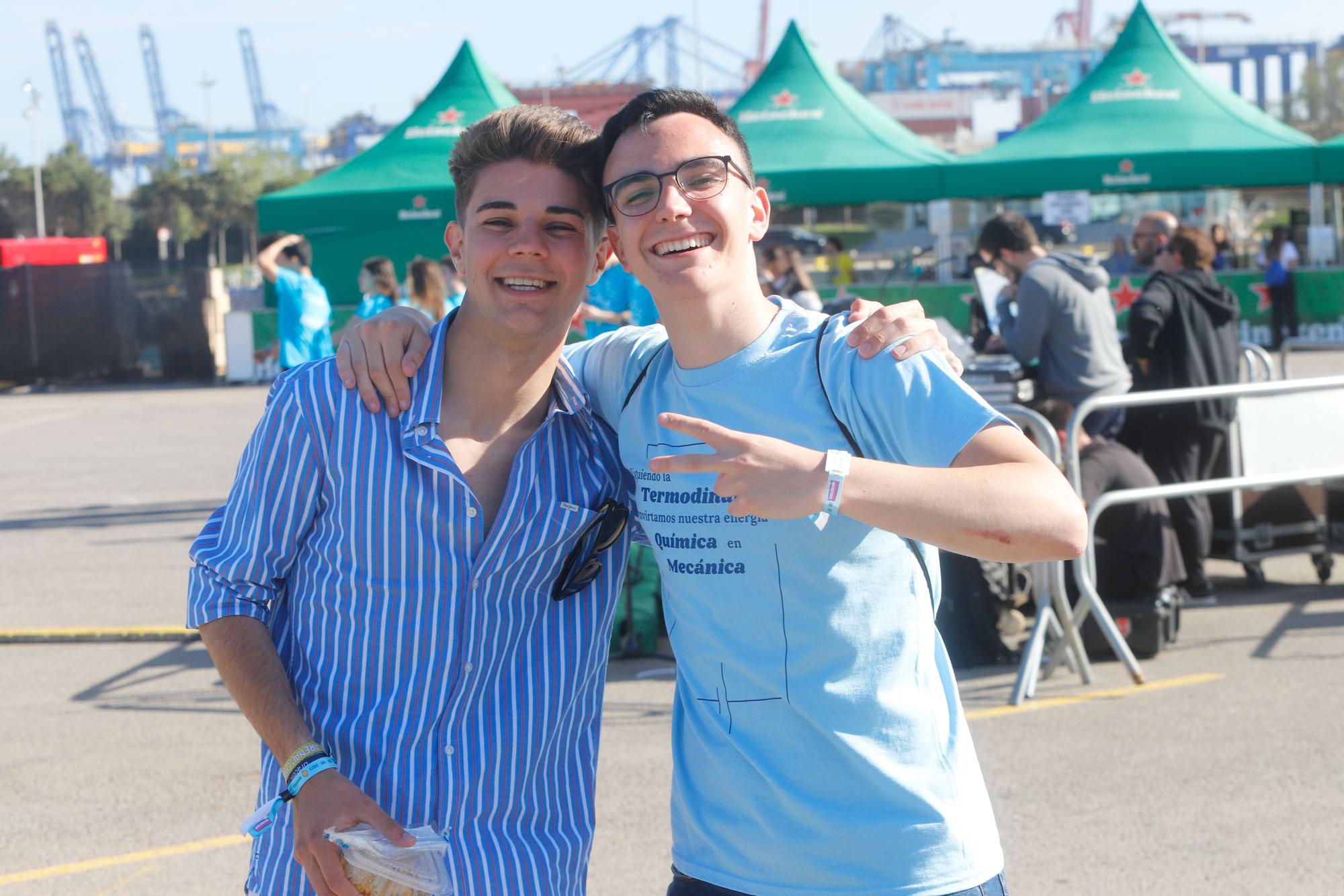 Búscate en las paellas universitarias de la Marina de València