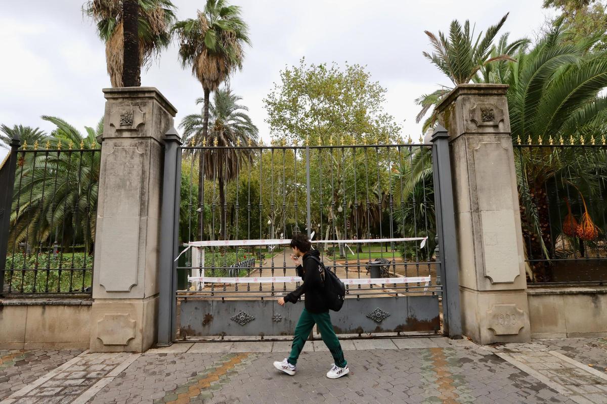 Parque de Colón cerrado por mal tiempo en el mes de octubre del pasado 2023.