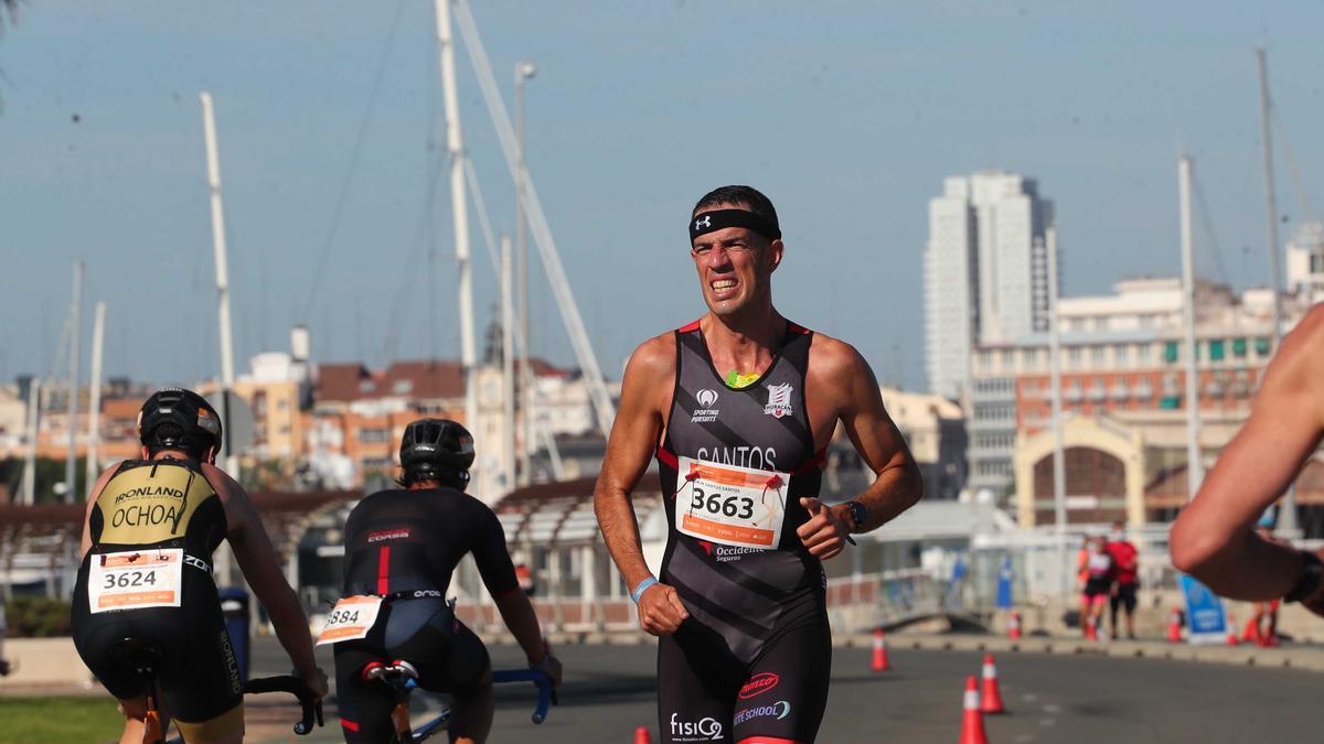 Búscate en las imágenes del campeonato de Europa de Triatlón . Distancia Olímpica