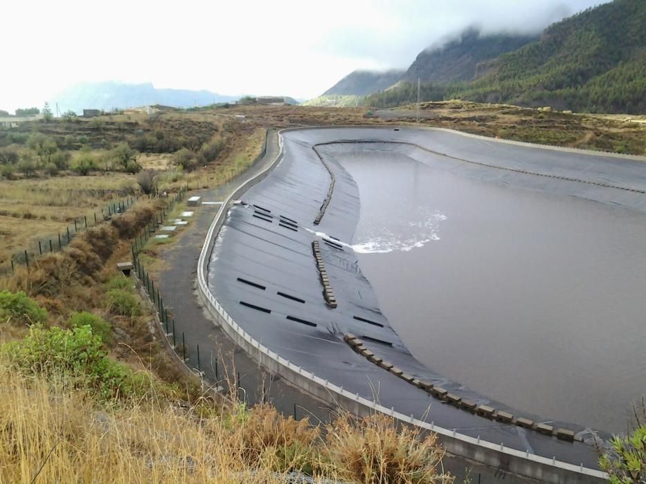 Las presas de Gran Canaria ya recogen las primeras aguas de lluvia