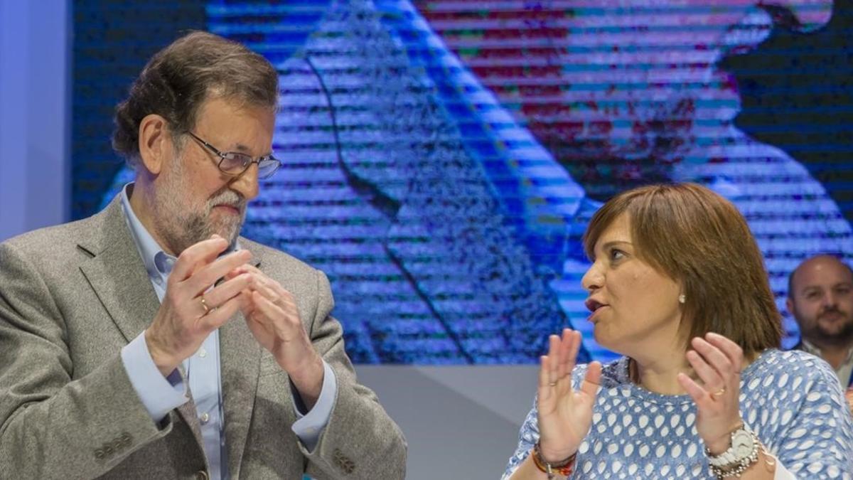 Mariano Rajoy e Isabel Bonig, el pasado 2 de abril, durante la clausura del congreso del PPCV.