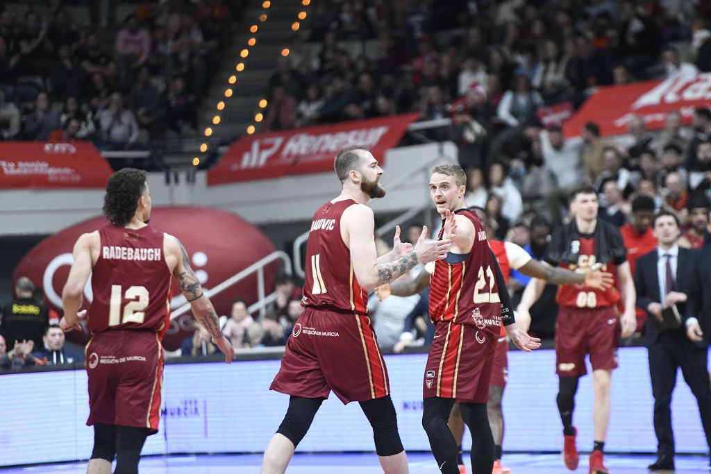 Todas las imágenes del partido del UCAM Murcia contra el Bàsquet Girona