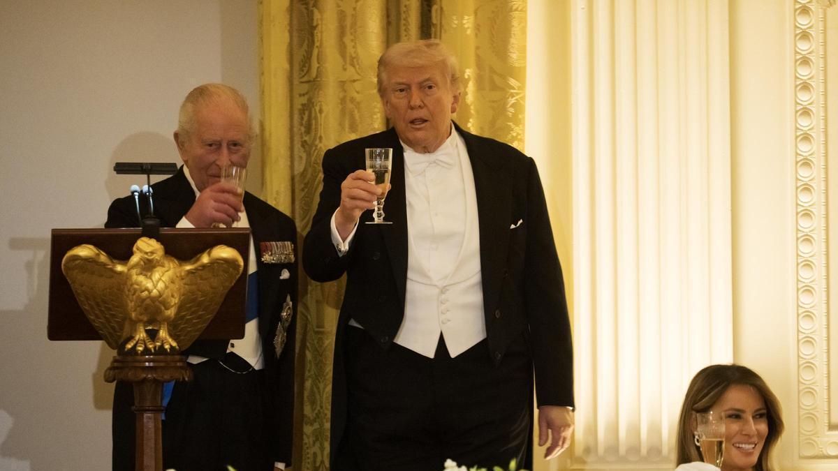 CARLOS III TRUMP CASA BLANCA