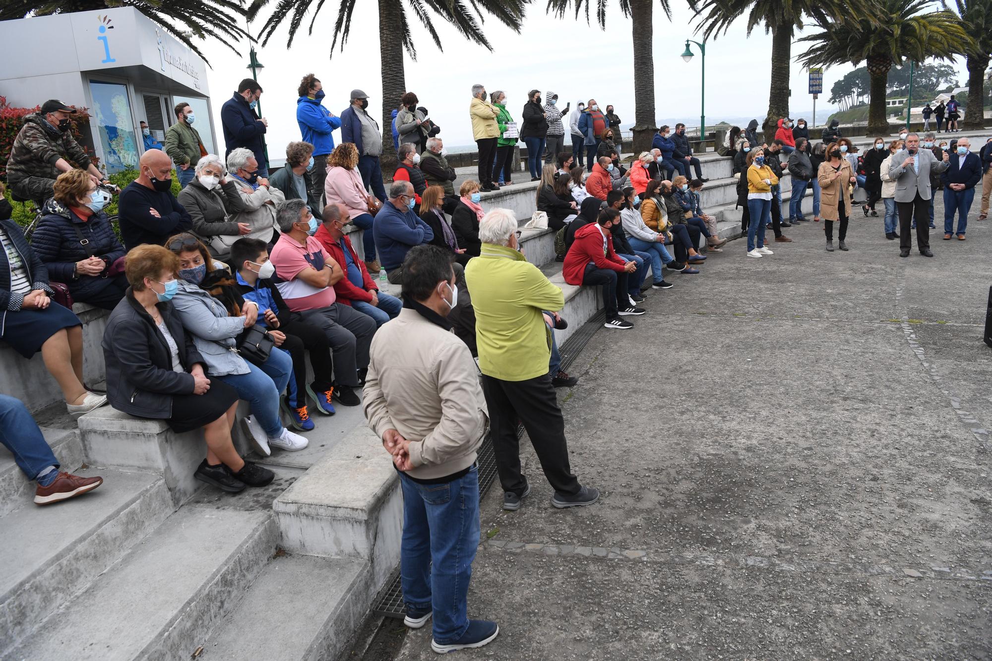 Protesta en Oleiros contra las restricciones a la hostelería