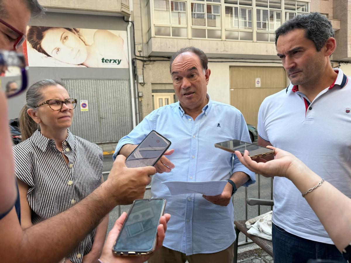 El regidor lalinense, durante la presentación del nuevo callejero en la actual rúa B y futura rúa Castelao.
