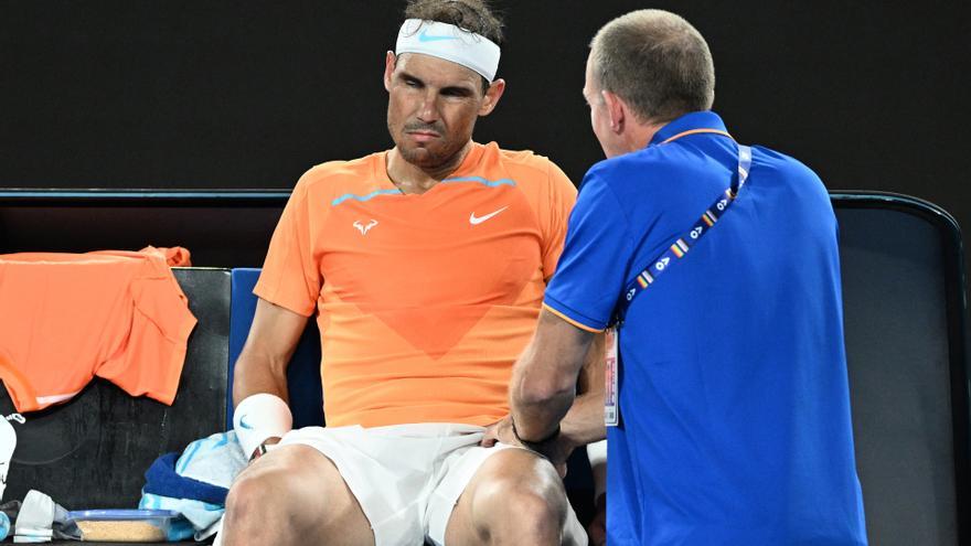 Rafa Nadal pasa revisión médica en Barcelona para evaluar su lesión