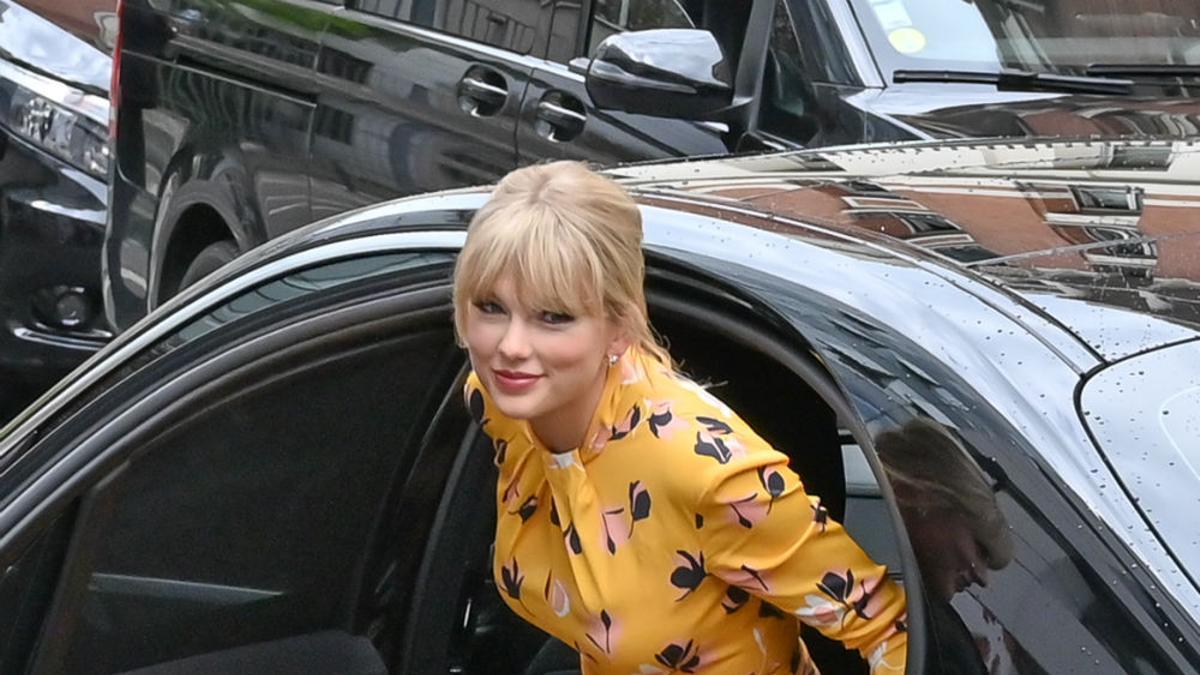 Taylor Swift en París, donde ha acudido para actuar en directo en la versión francesa de 'La Voz'