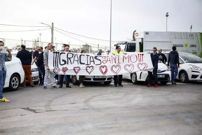 Aplausos por los trabajadores de las residencias