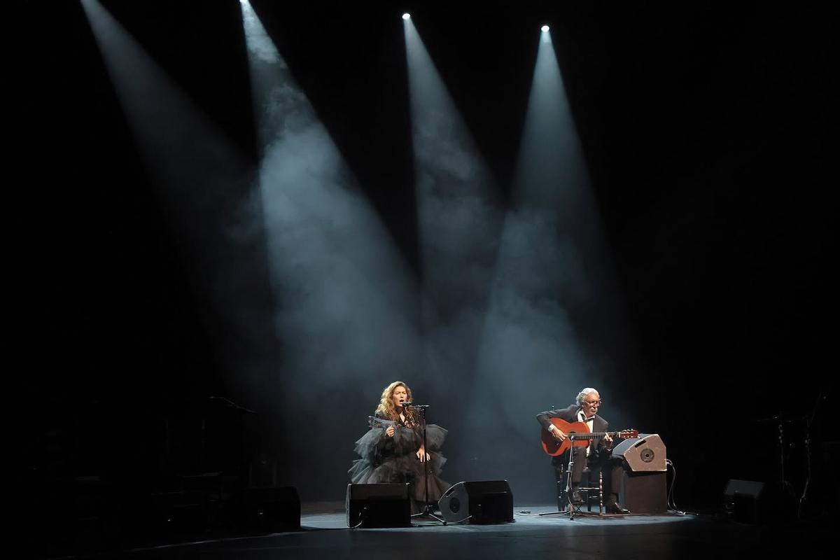 Estrella Morente junto a Juan Carbonell 'Montoyita' en el Festival Paco de Lucia Mallorca.
