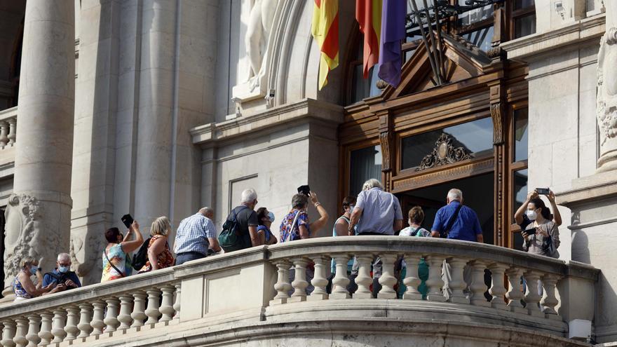 El Ayuntamiento de València recomienda el uso de mascarillas en los servicios municipales