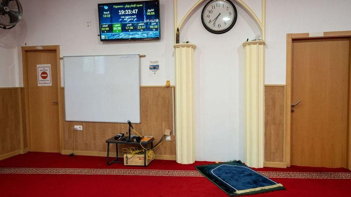 L’interior de la mesquita de la Marca de l’Ham de Figueres on feia d’imam.
