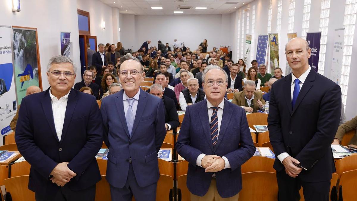Inauguración del encuentro de empresarios de estaciones de servicio.