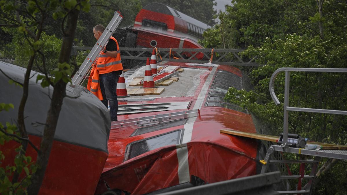 Al menos cuatro muertos en un accidente de tren en Alemania.