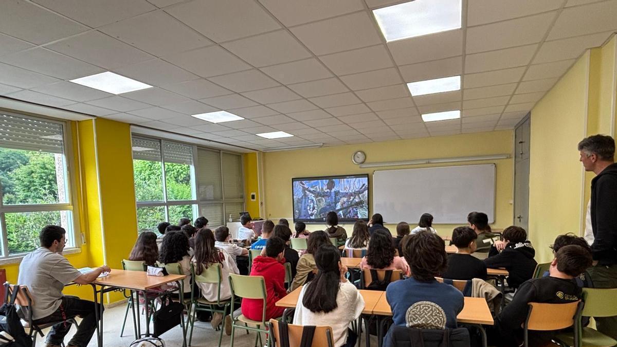 Un momento de la charla en el IES Monte Carrasco.
