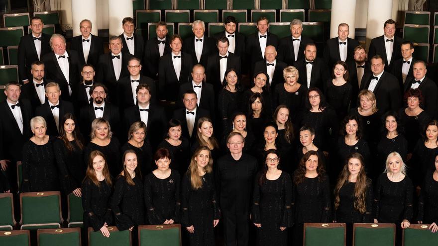 La Filarmónica y el Coro de Lituania afrontan un Mahler «llevado al límite»