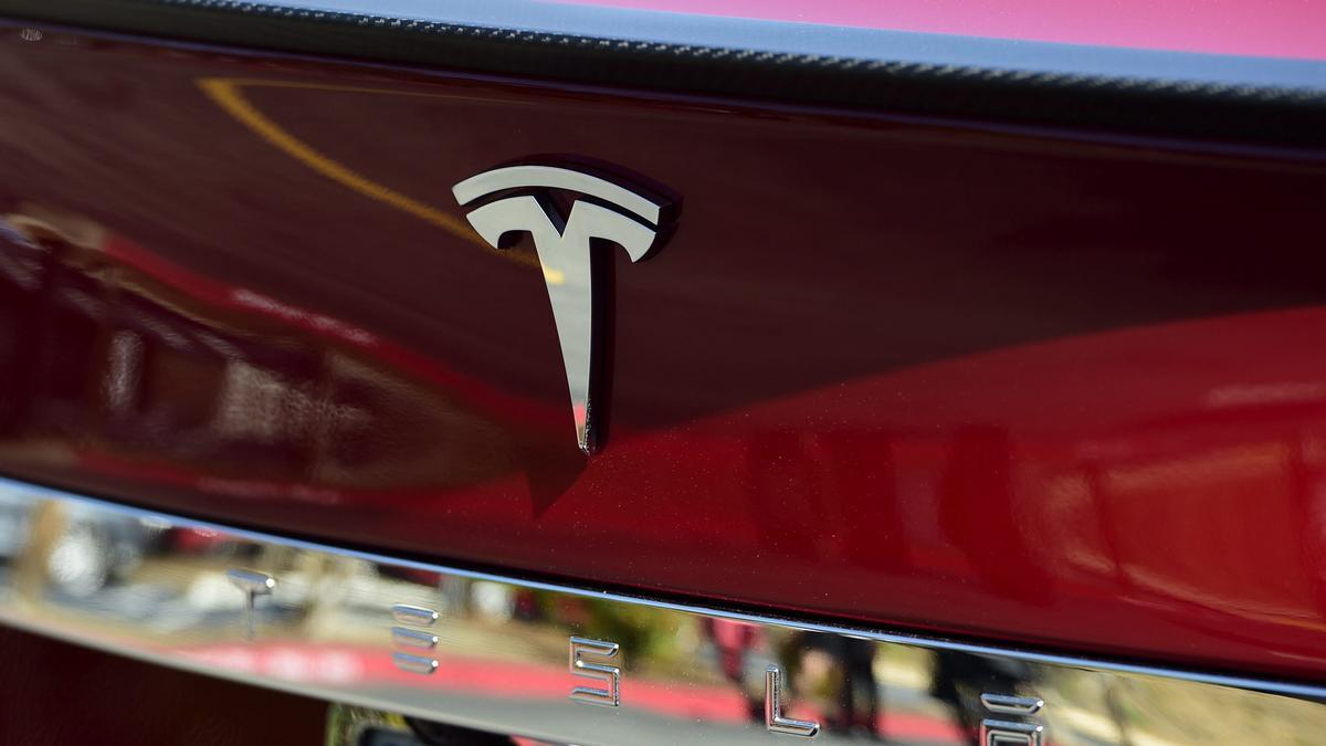 Tesla llama a revisión 199.575 vehículos en EE.UU. por problemas con sus cámaras