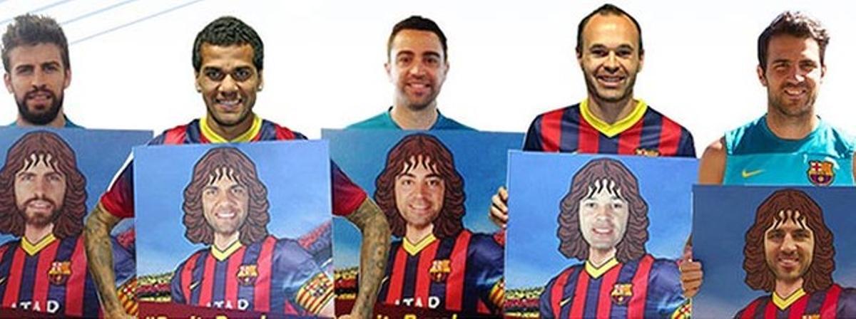Iniesta, Cesc, Alves, Piqué i Xavi llueixen la melena de Puyol. Iniesta, Cesc, Alves, Piqué i Xavi llueixen la melena de Puyol.