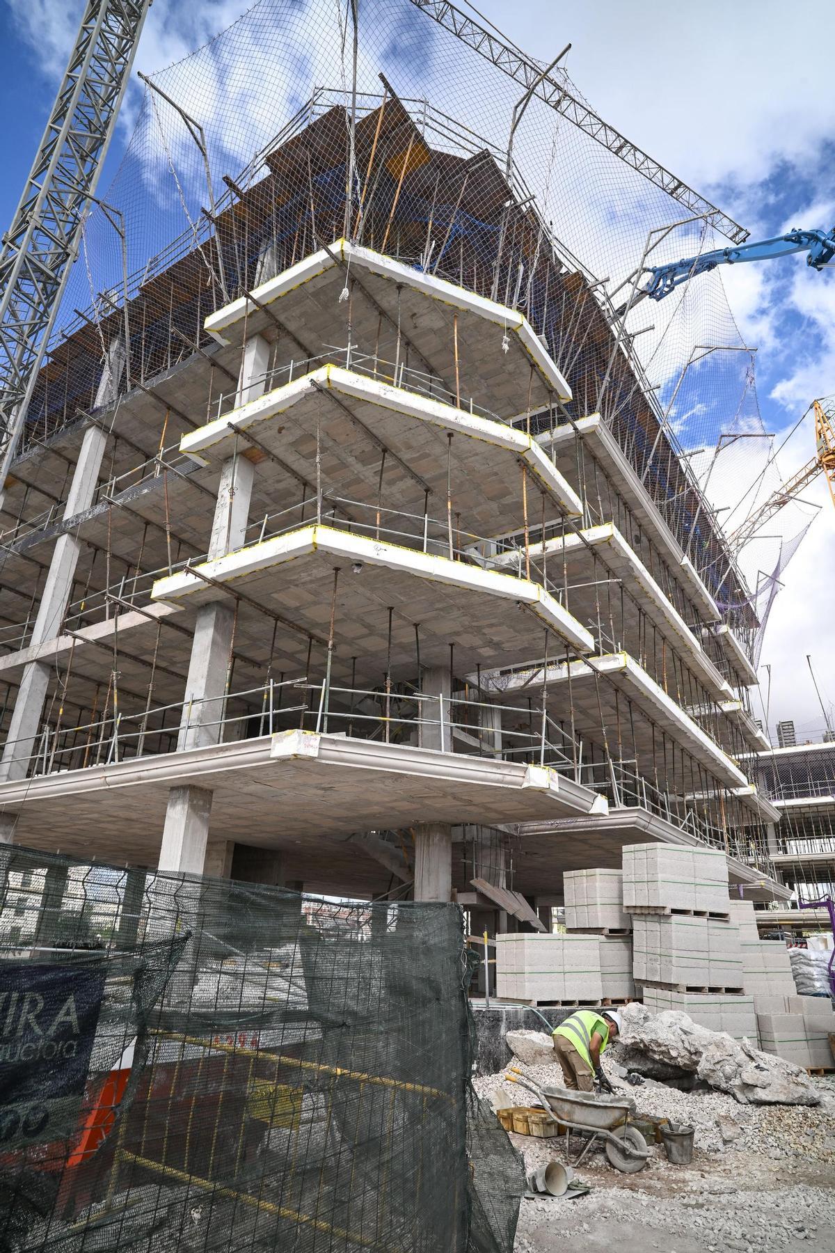 Elche tendrá edificios de ocho altura en zonas en desarrollo