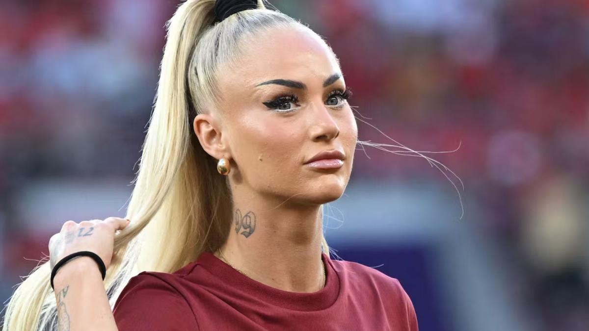 Alisha Lehmann (26) ha sido anunciada como nueva jugadora del Leicester City