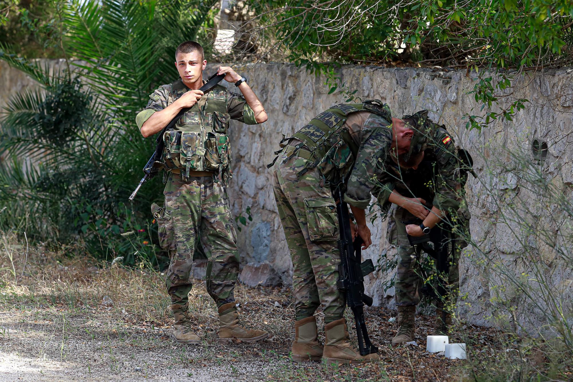 Galería de imágenes: No te pierdas las mejores fotos de las prácticas militares de la sección de infantería del Batallón Filipinas