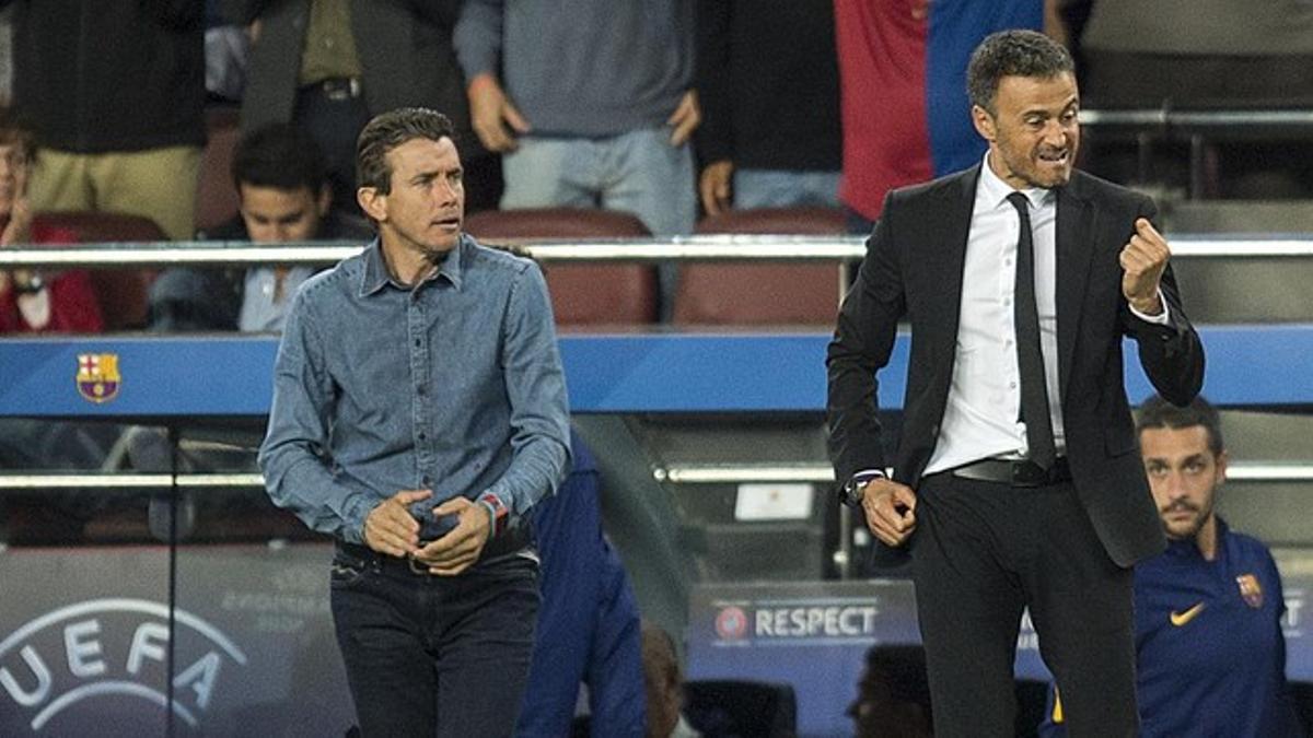 Luis Enrique y Unzué, en el partido ante el Bayer Leverkusen.