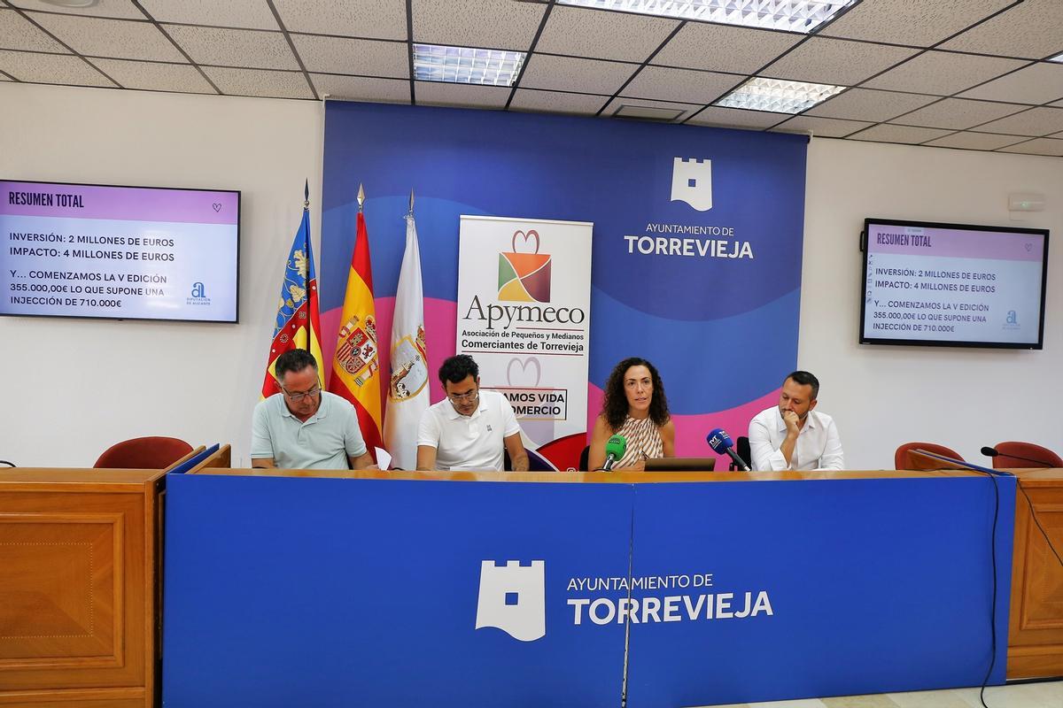 Presentación de la penúltima campaña de bonoconsumo el pasado verano