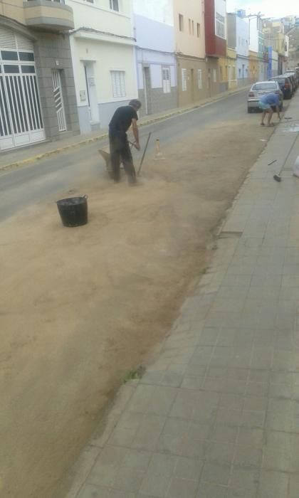 Limpieza en las calles de Melenara