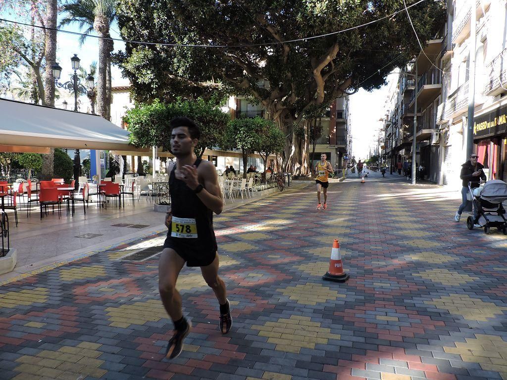 Estos todas las imágenes de la Media Maratón de Águilas