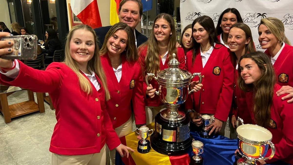 Las valencianas Balma Dávalos y Cloe Amión ganan con España el Torneo Hexagonal Femenino de golf.