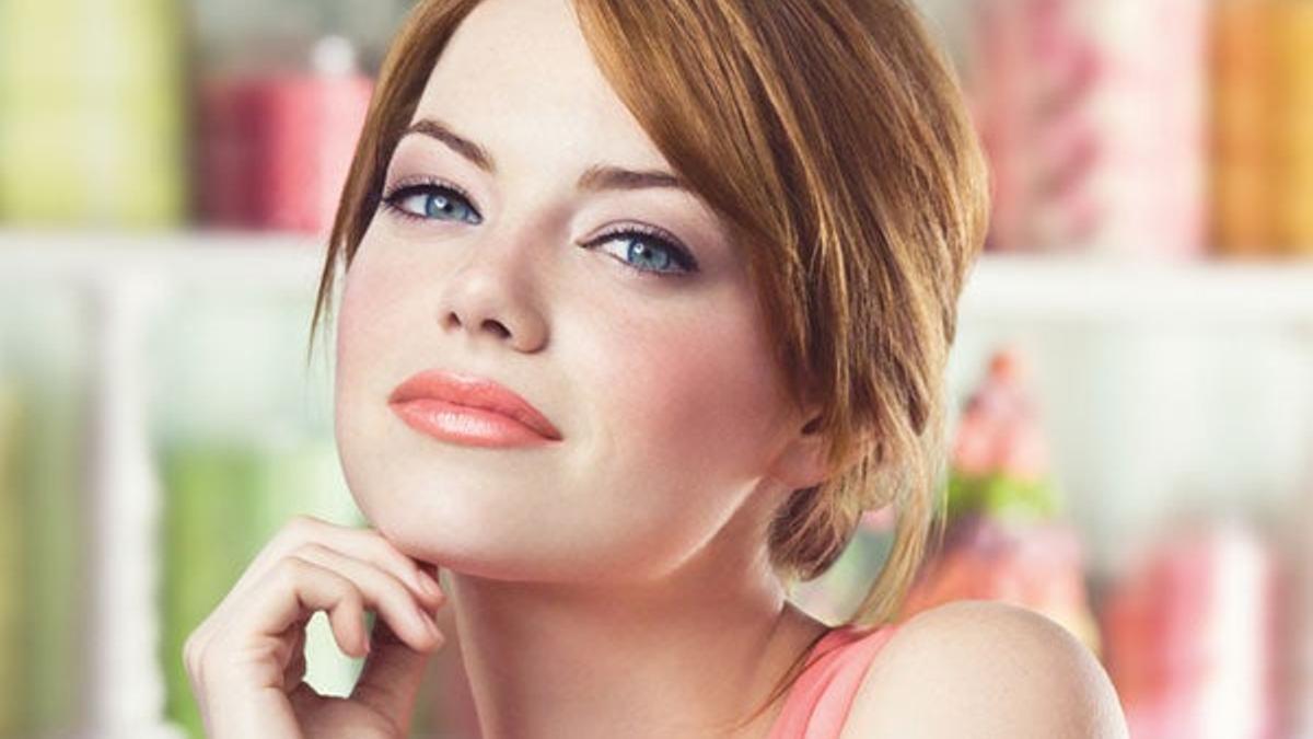 Emma Stone nueva imagen de Revlon